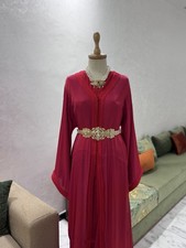 Pure Crimson Takchita