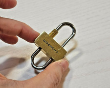 Porte-clés GIVENCHY