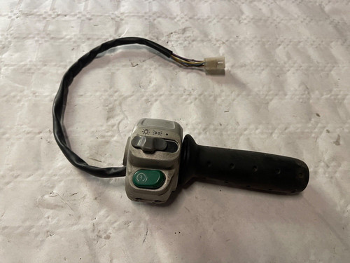 Commodo droit peugeot 125 - -,