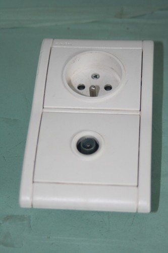 Legrand sagane prise - sagane, 2p+t