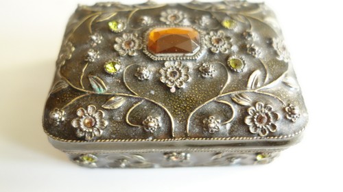 Ancienne boite etain - ancienne, metal