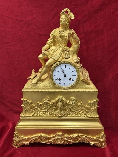 Pendule bronze doré - -pendule,