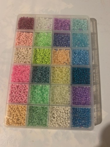 Boite perles rocaille - de,