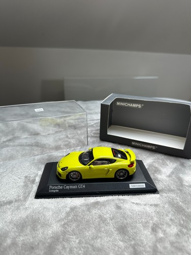 Porsche cayman gt4 minichamps - porsche,