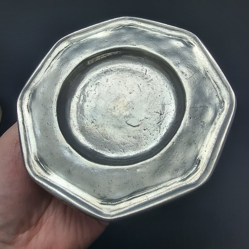 Dessous verre ancien - ancien, Étain