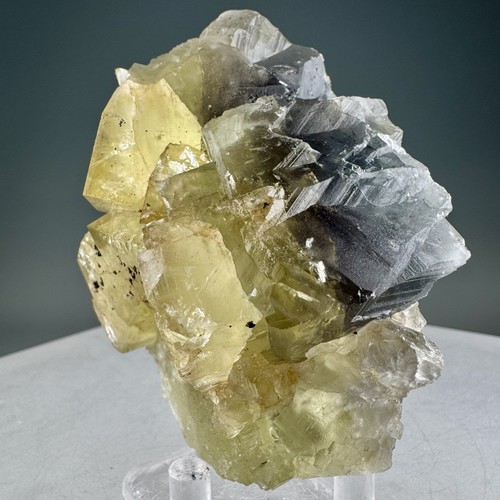 Fine big yellow - fine, fluorite