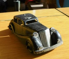Vintage Crescent no.10 Black JAGUAR SALOON diecast car 1947-9
