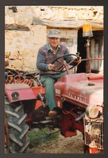 TURNAC (24) FARMAL F137D TRACTOR & FARMER