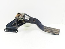 Ford Mondeo Mk III 2001 Diesel Throttle Pedal 2S719F836DA UST114926