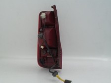 Feu arriere principal droit