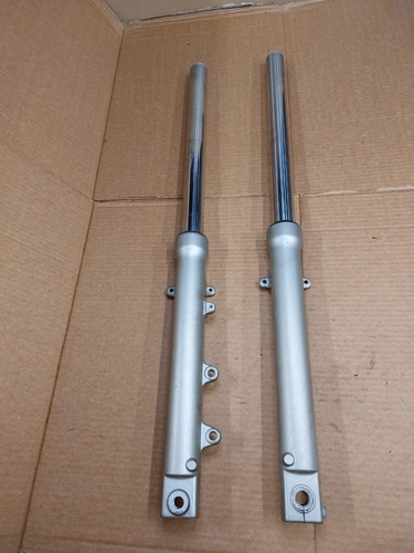 Paire tube fourche - de,