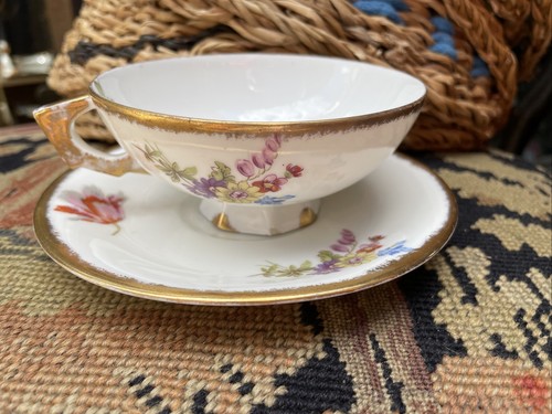 Ancienne tasse thé - ancienne,