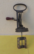 BATTEUR ancien , MELANGEUR MANUEL pour BOCAL MANIVELLE en bois POIGNEE