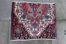 Tapis Oriental En Laine Rouge