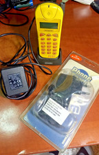 ALCATEL EASY ONE TOUCH CELL PHONE SET - PARTS ONLY - NEW CHARGER - PHOTO