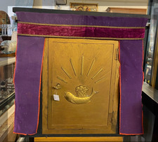 TABERNACLE ANCIEN EN ARDOISE ET LAITON AVEC DÉCOR DE POISSON EGLISE MARITIME