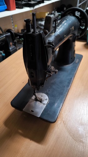 Ancienne machine coudre - machine,
