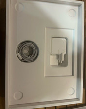 Apple MacBook  Air 2022 PUCE