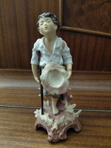Figurine vase en porcelaine - figurine, ,