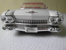 Voiture miniature de