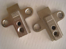 Lot de  platines de fixation