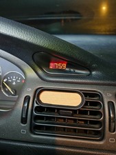 Deux supports d’ampoule pour