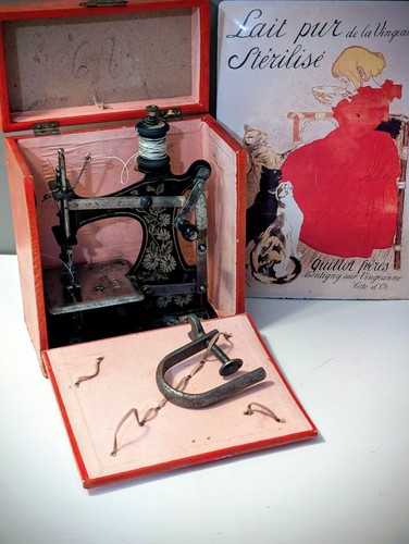 Machine coudre enfantine - machine,
