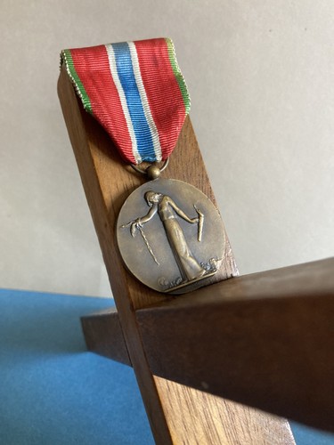 Ancienne médaille prisonniers - ancienne,