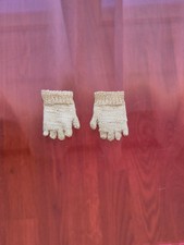 anciens gants de poupée