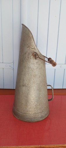 Ancien seau charbon zing - charbon, en