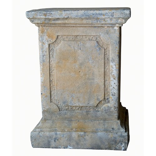 Socle pierre modèle - en,