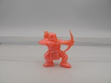 Cosmix Figurine - M.U.S.C.L.E