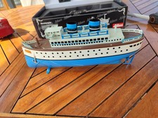 Bateau à vapeur Schuco en