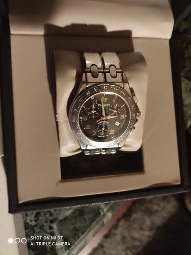 Très belle montre pequignet - très,