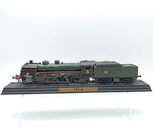 Train miniature locomotive - ho,