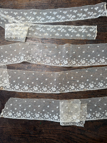 Dentelle ancienne - ancienne,