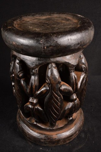 Haut tabouret africain bamun - haut,