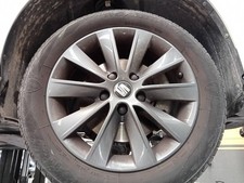 205/55/16 JANTE / 2541394 POUR