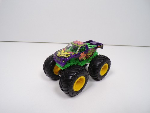 Monster trucks hot wheels - hot,