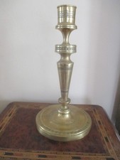 ANCIEN BOUGEOIR EN BRONZE ..