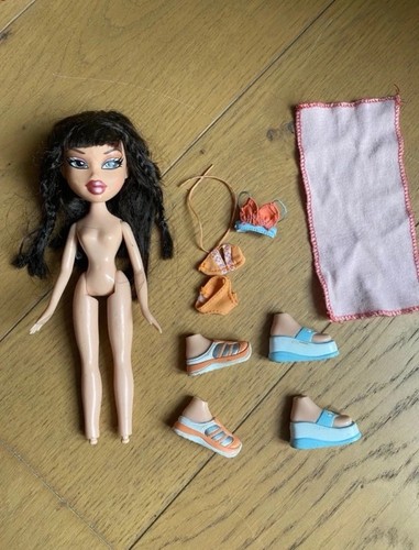 Bratz jade beach - bratz,
