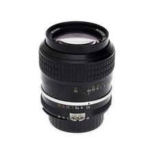 Nikon Nikkor 105mm F2.5 AI