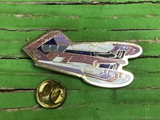 pins CIRCUS CIRCUS HYDROPLANE