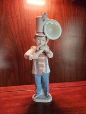 Lladro 6303 Music  Band Tuba PLAYER!  Stunning Detail With Beautiful  Gloss!