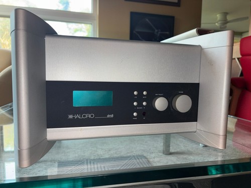 Halcro dm8 reference - reference, line