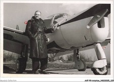 AVFP9-0576-AVIATION - Vue sur un pilote et son avion de chasse