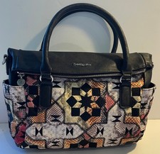 SAC à main  " DESIGUAL" motif géometrique