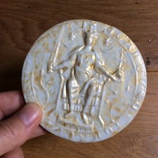 Médaille Céramique