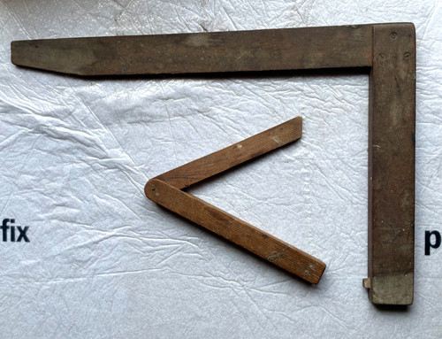 Anciennes équerres bois - anciennes,