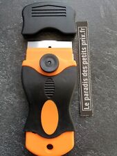 1 grattoir pour vitres ou